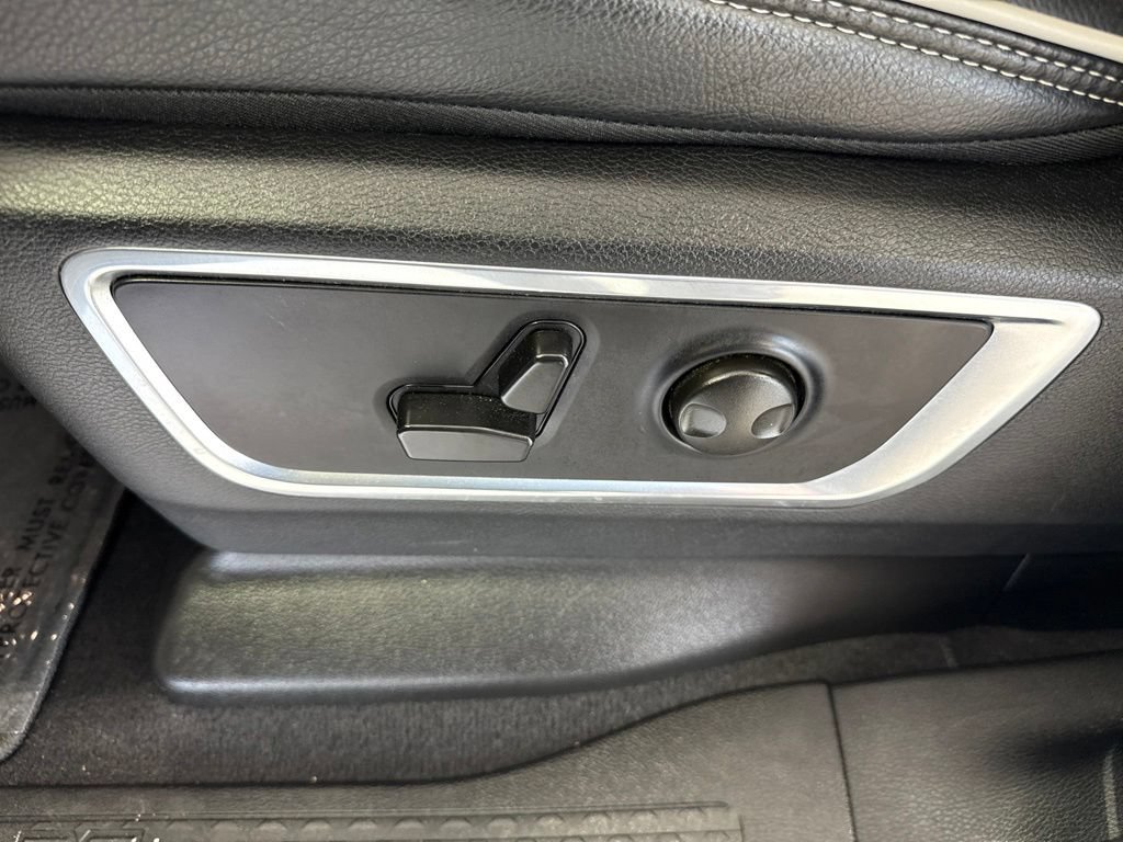 Used 2026 RAM 1500 Laramie AWD/4WD image 18