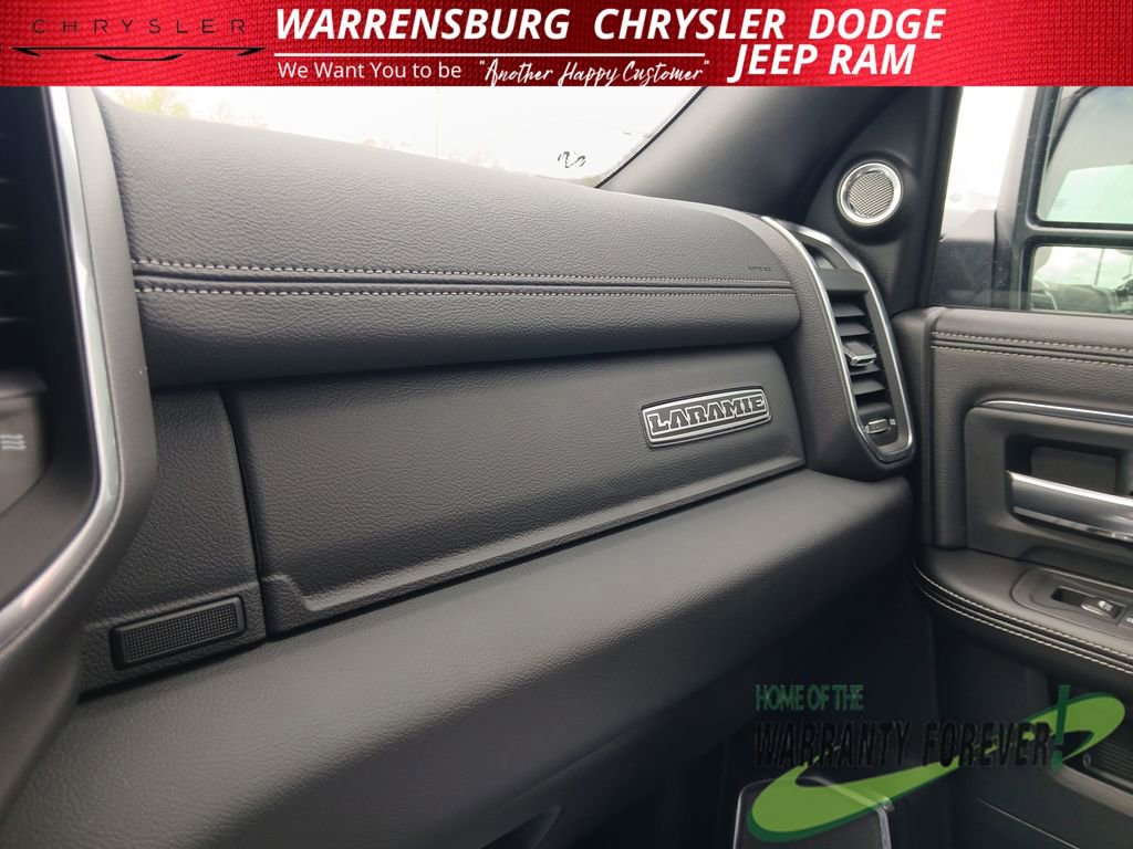 New 2026 RAM 2500 Laramie AWD/4WD image 25