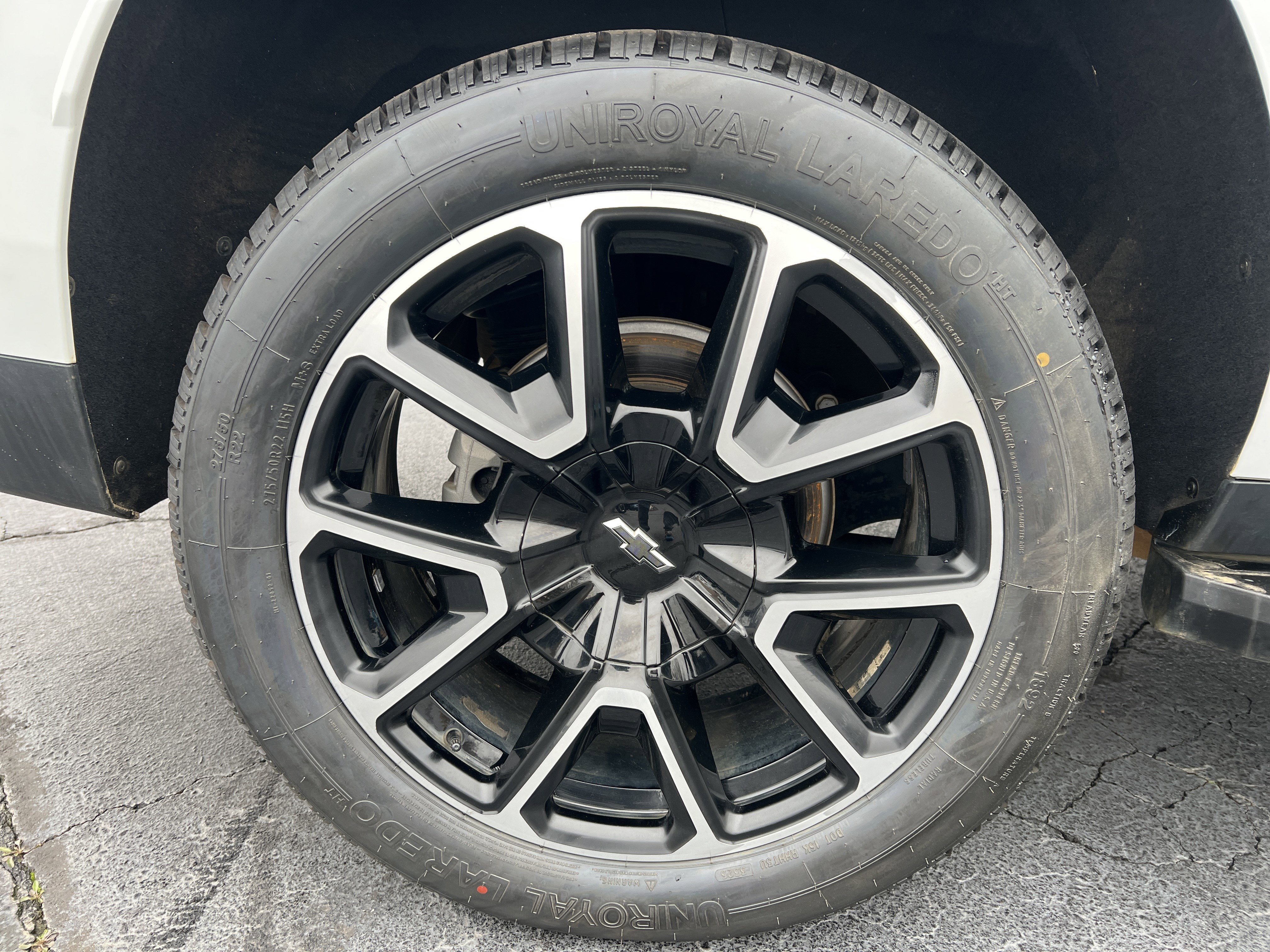 Used 2021 Chevrolet Suburban RST image 22