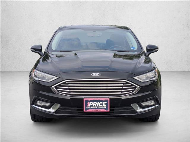 Used 2018 Ford Fusion Titanium AWD/4WD image 2