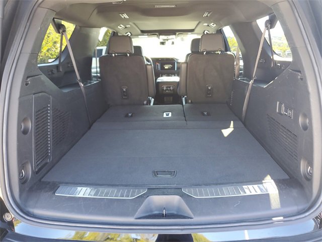 Used 2024 GMC Yukon XL Denali image 9
