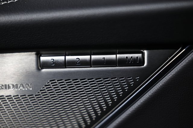 New 2026 Jaguar F-PACE R-Dynamic S image 15