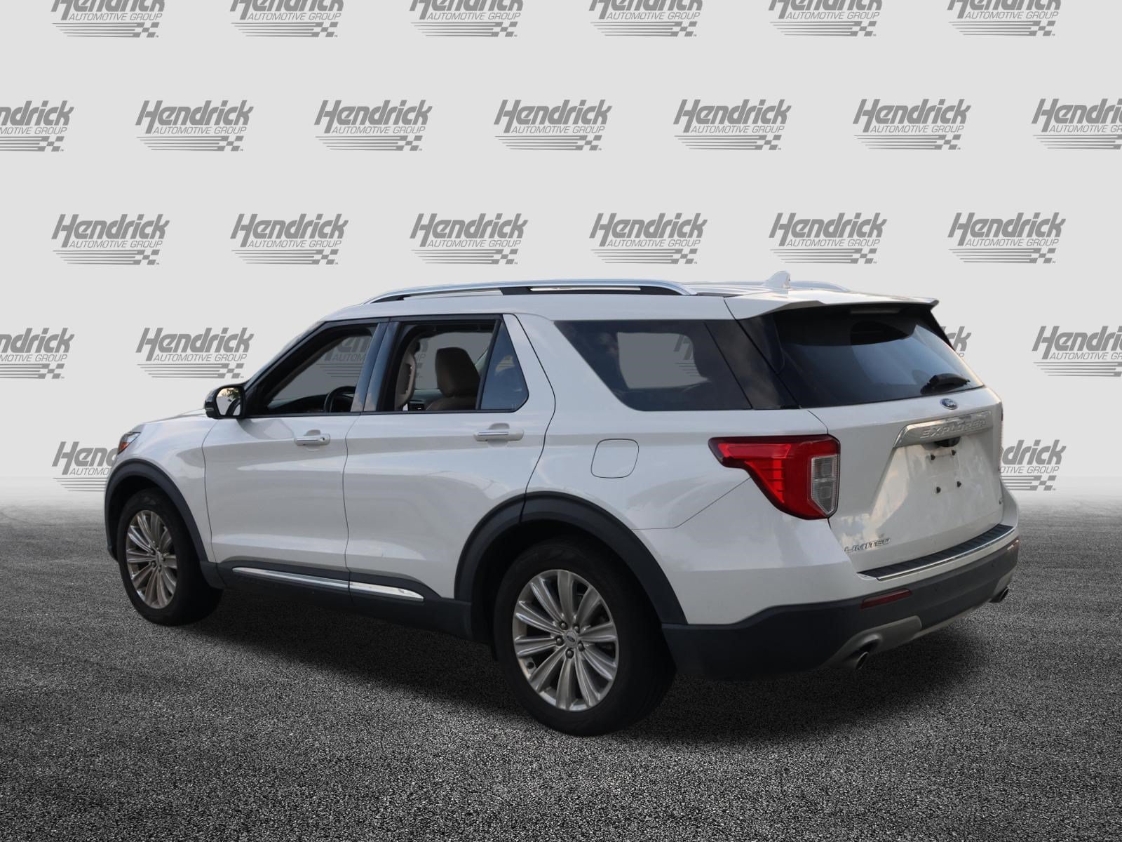 Used 2020 Ford Explorer Limited RWD image 7