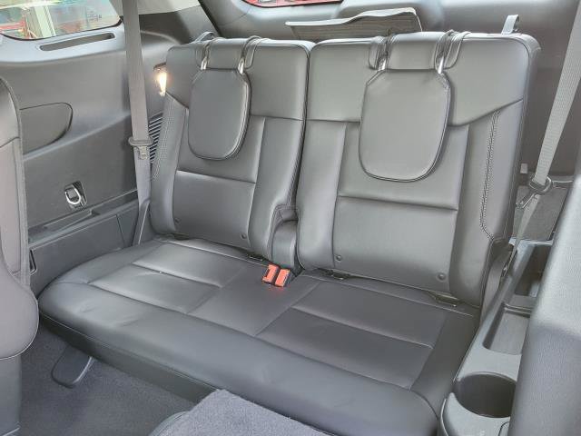 Used 2024 Ford Explorer XLT w/ Equipment Group 202A AWD/4WD image 10