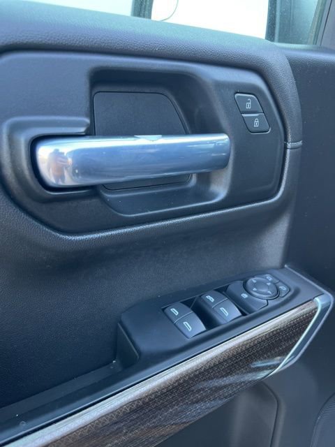 Used 2021 Chevrolet Silverado 1500 LT Trail Boss image 11