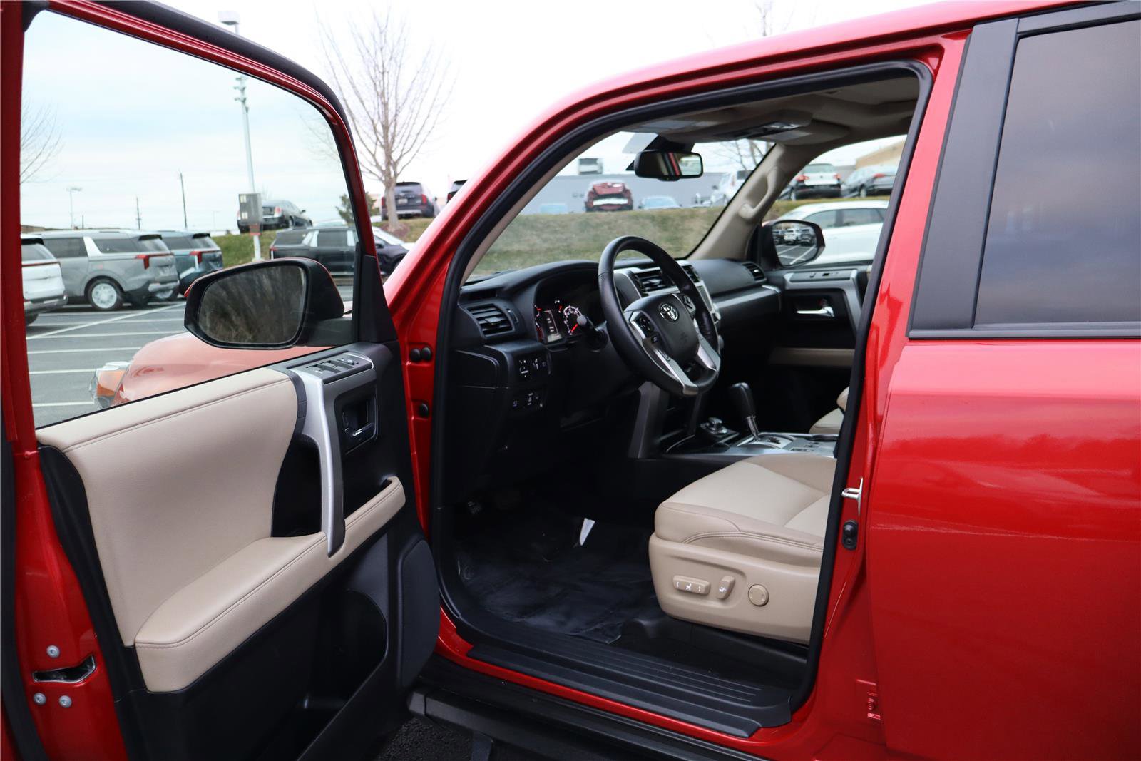 Used 2024 Toyota 4Runner SR5 Premium image 12