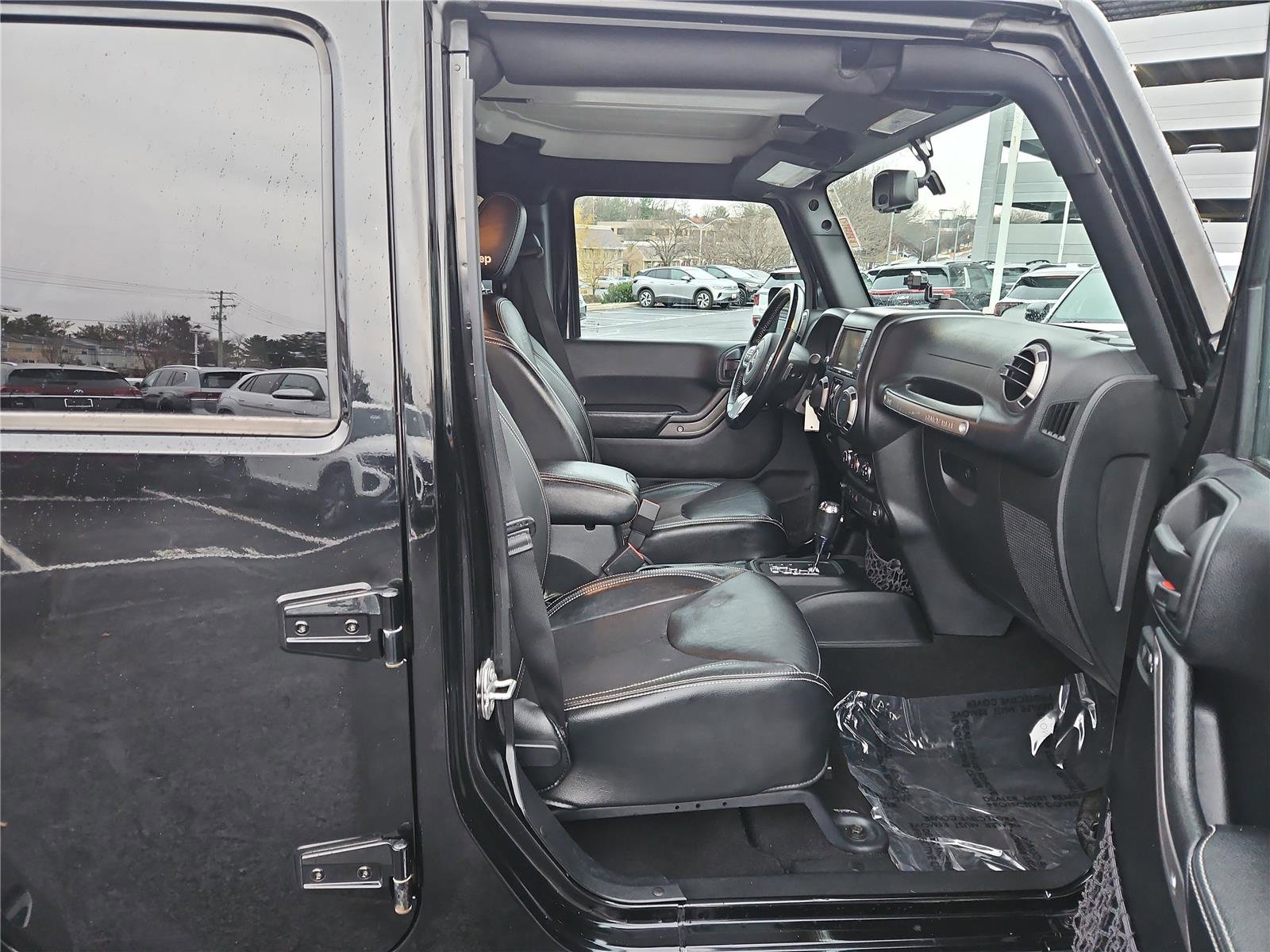 Used 2016 Jeep Wrangler Unlimited Sport image 27