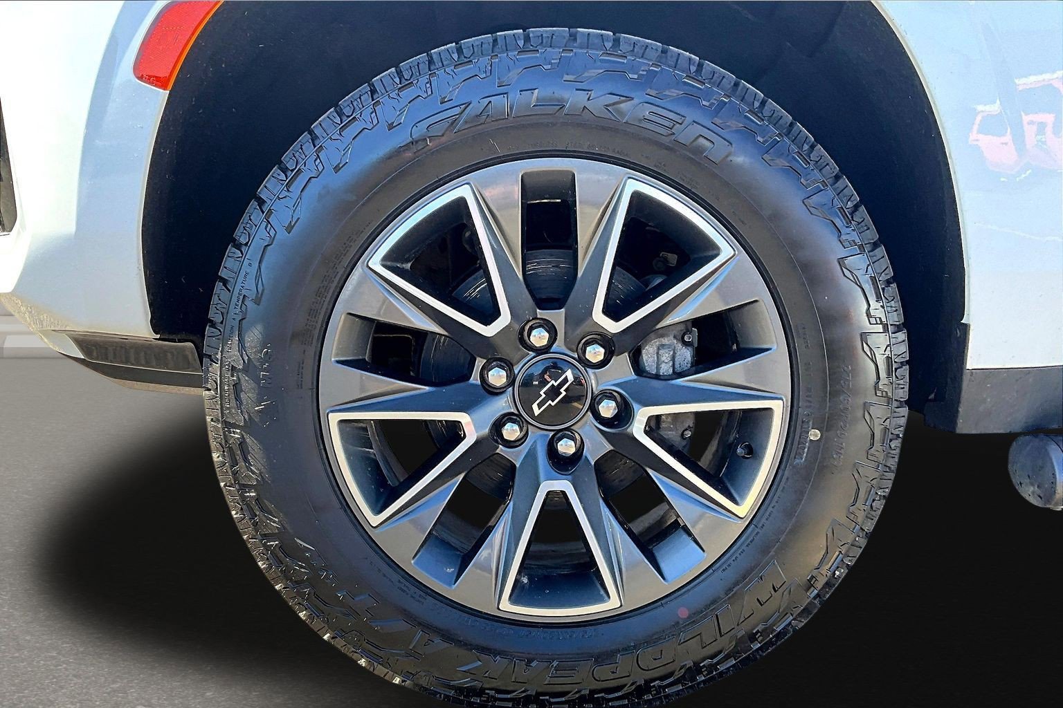 Used 2023 Chevrolet Suburban Z71 AWD/4WD image 25