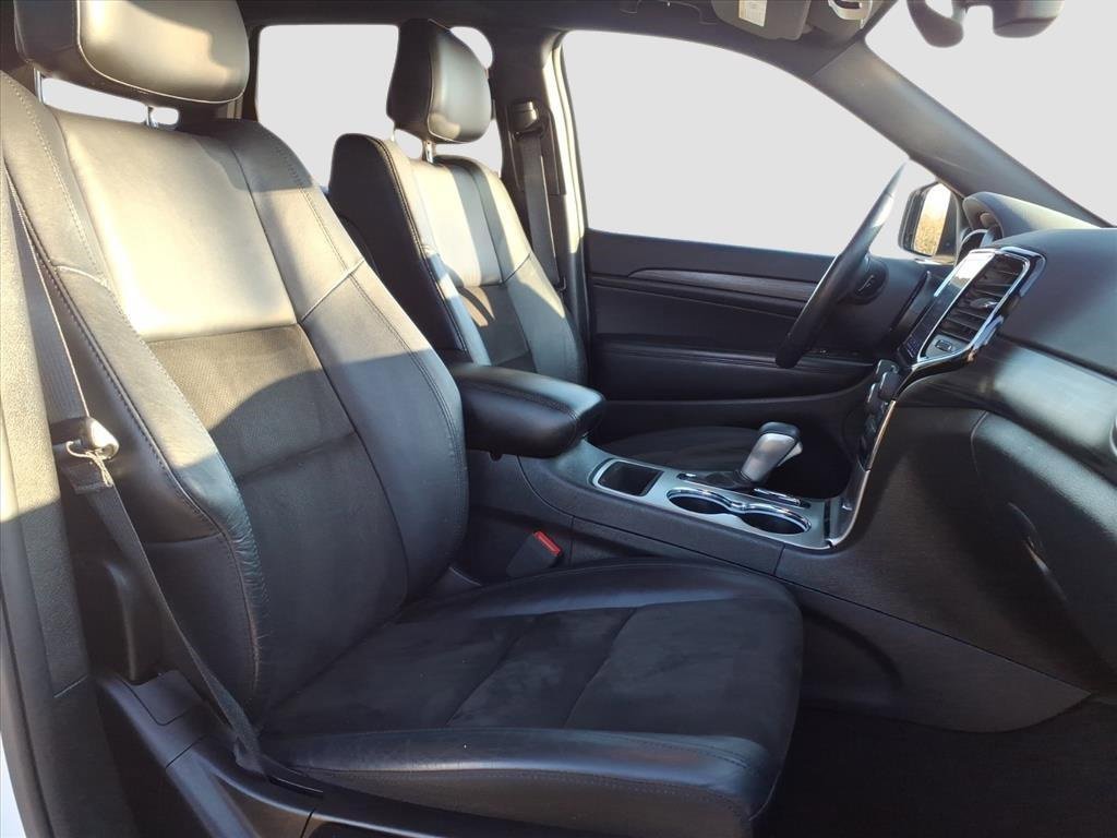 Used 2019 Jeep Grand Cherokee Altitude image 8