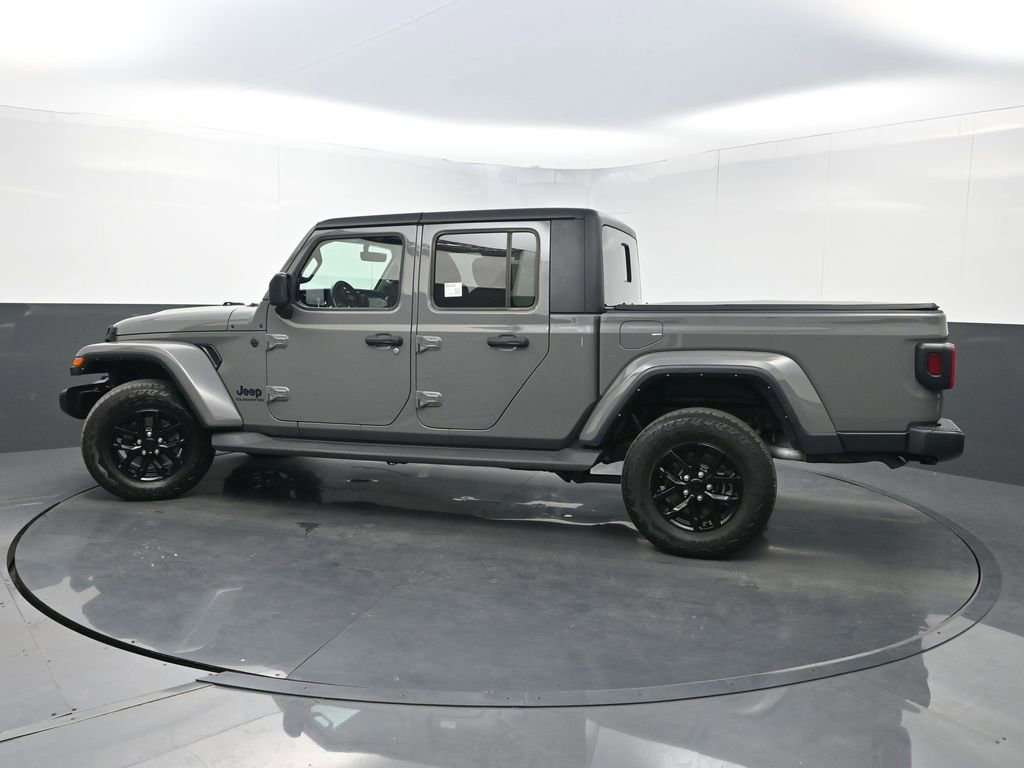 Used 2022 Jeep Gladiator Sport AWD/4WD image 41