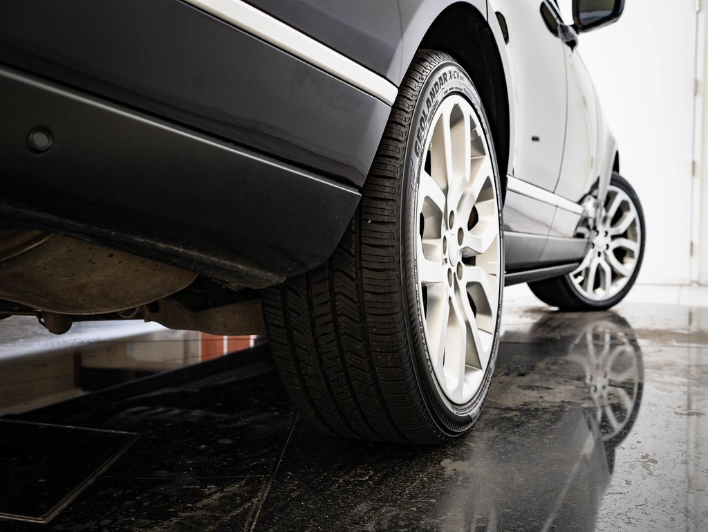 Used 2016 Land Rover Range Rover Supercharged image 44