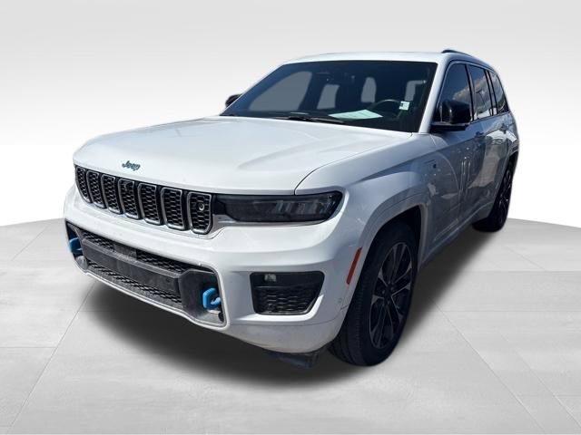 Used 2023 Jeep Grand Cherokee Overland w/ Advanced Protech Group III AWD/4WD image 1