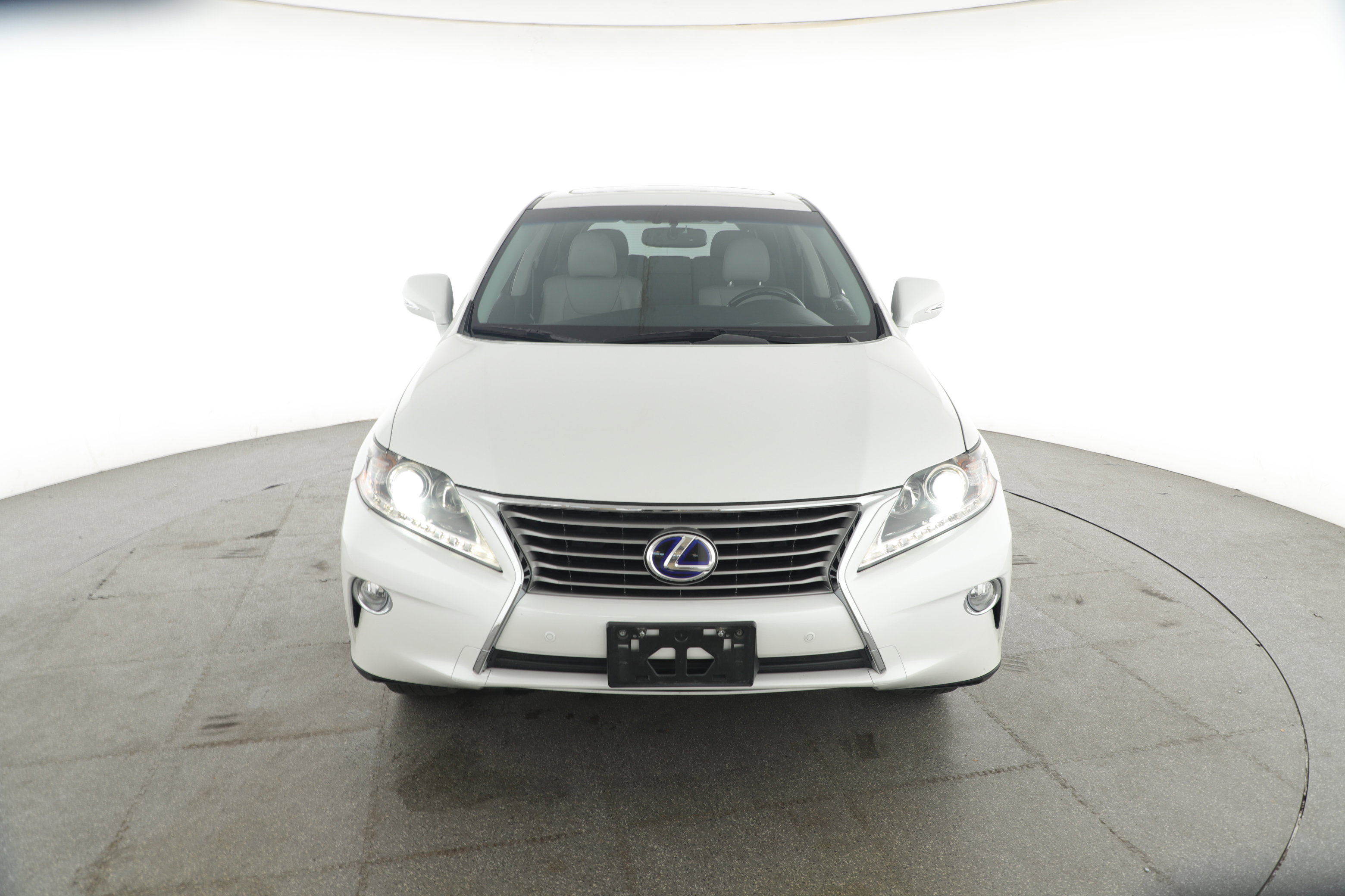 Used 2014 Lexus RX 450h FWD image 2