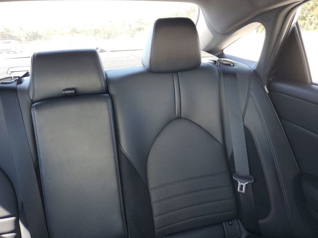 Used 2020 Toyota Avalon XSE image 14