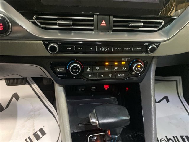 Used 2022 Kia Niro EX Premium image 15