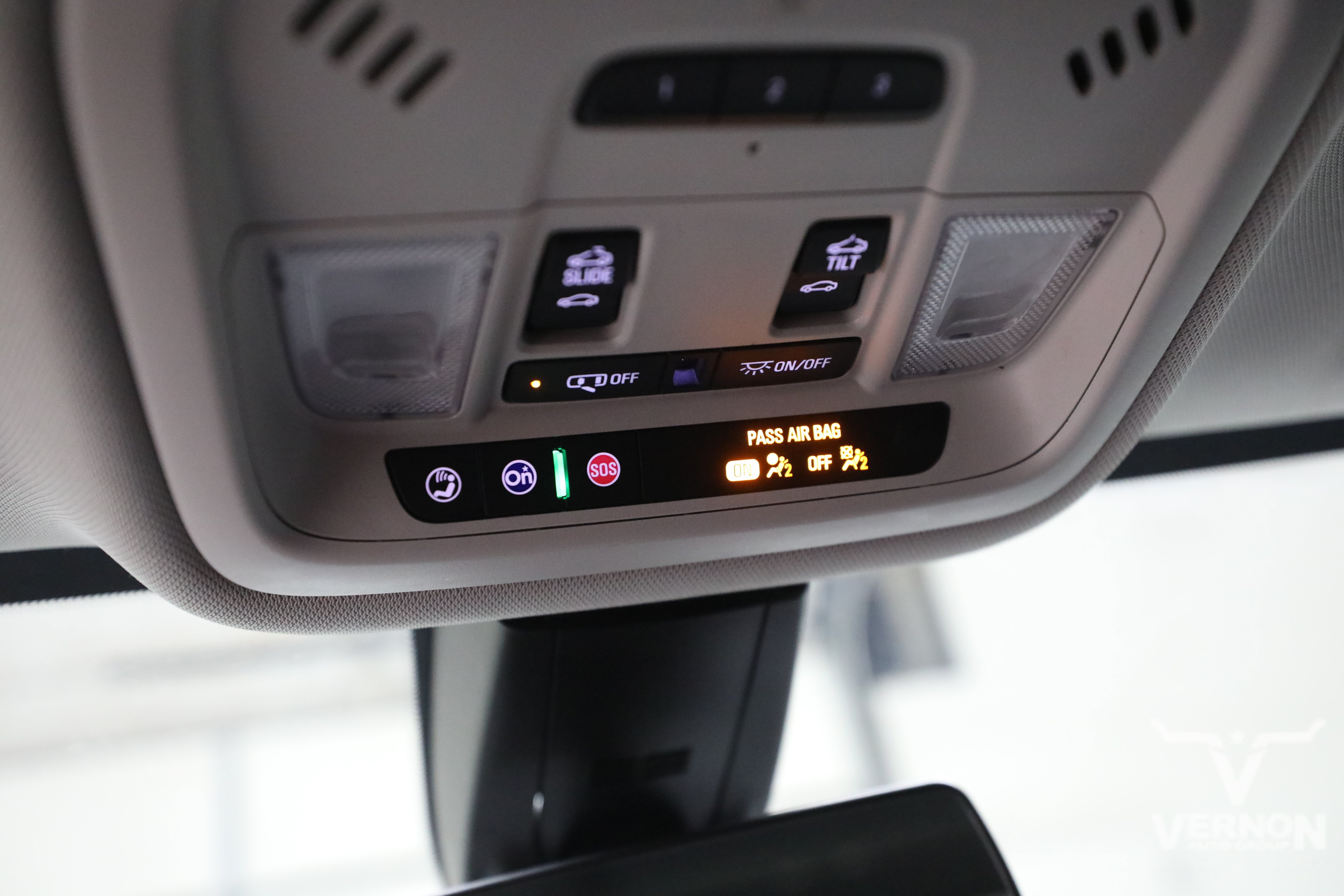Used 2020 Chevrolet Traverse Premier w/ Redline Edition AWD/4WD image 28