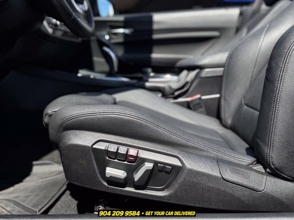 Used 2018 BMW 230i Convertible RWD image 16
