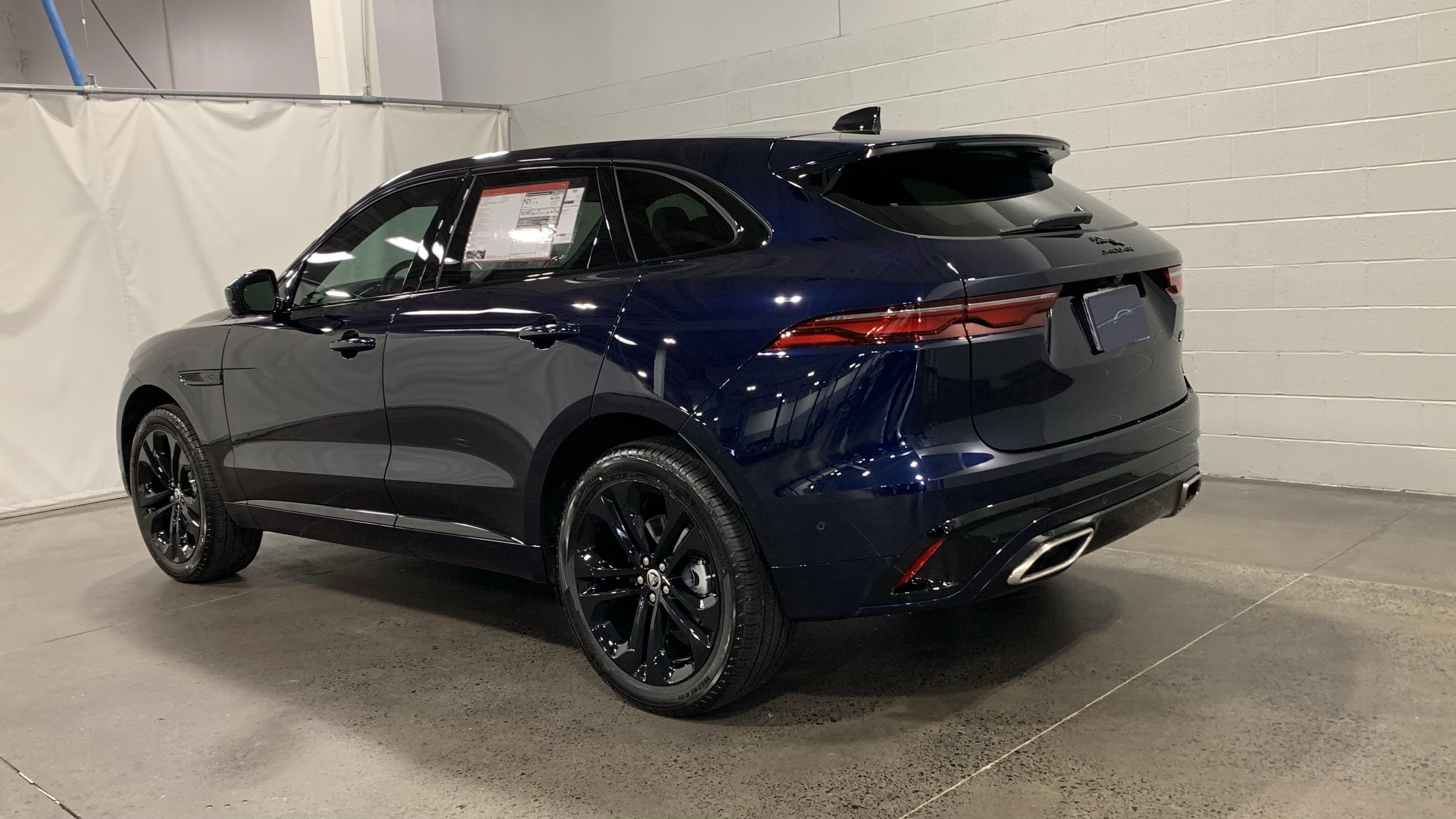 Used 2026 Jaguar F-PACE R-Dynamic S image 12