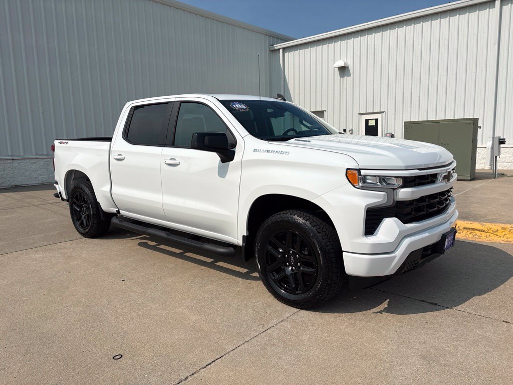 New 2026 Chevrolet Silverado 1500 RST w/ RST Select Package AWD/4WD image 4