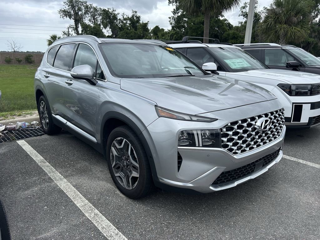 Used 2022 Hyundai Santa Fe Limited FWD image 2