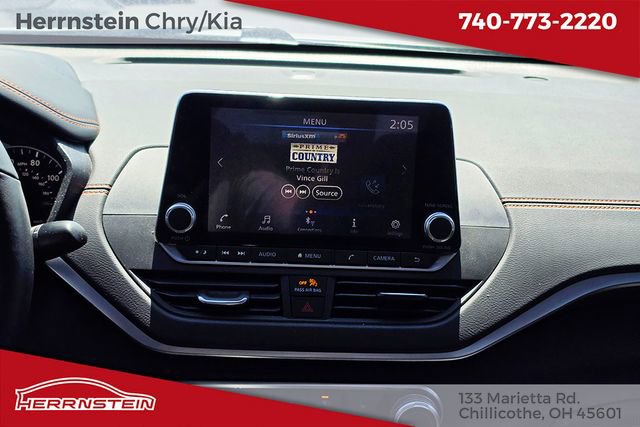 Used 2022 Nissan Altima 2.5 SR w/ Midnight Edition Package AWD/4WD image 9