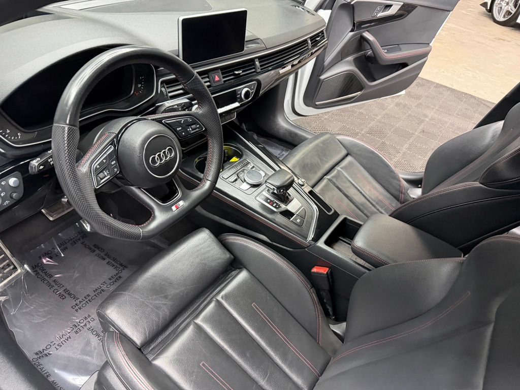 Used 2019 Audi A4 2.0T Prestige AWD/4WD image 32