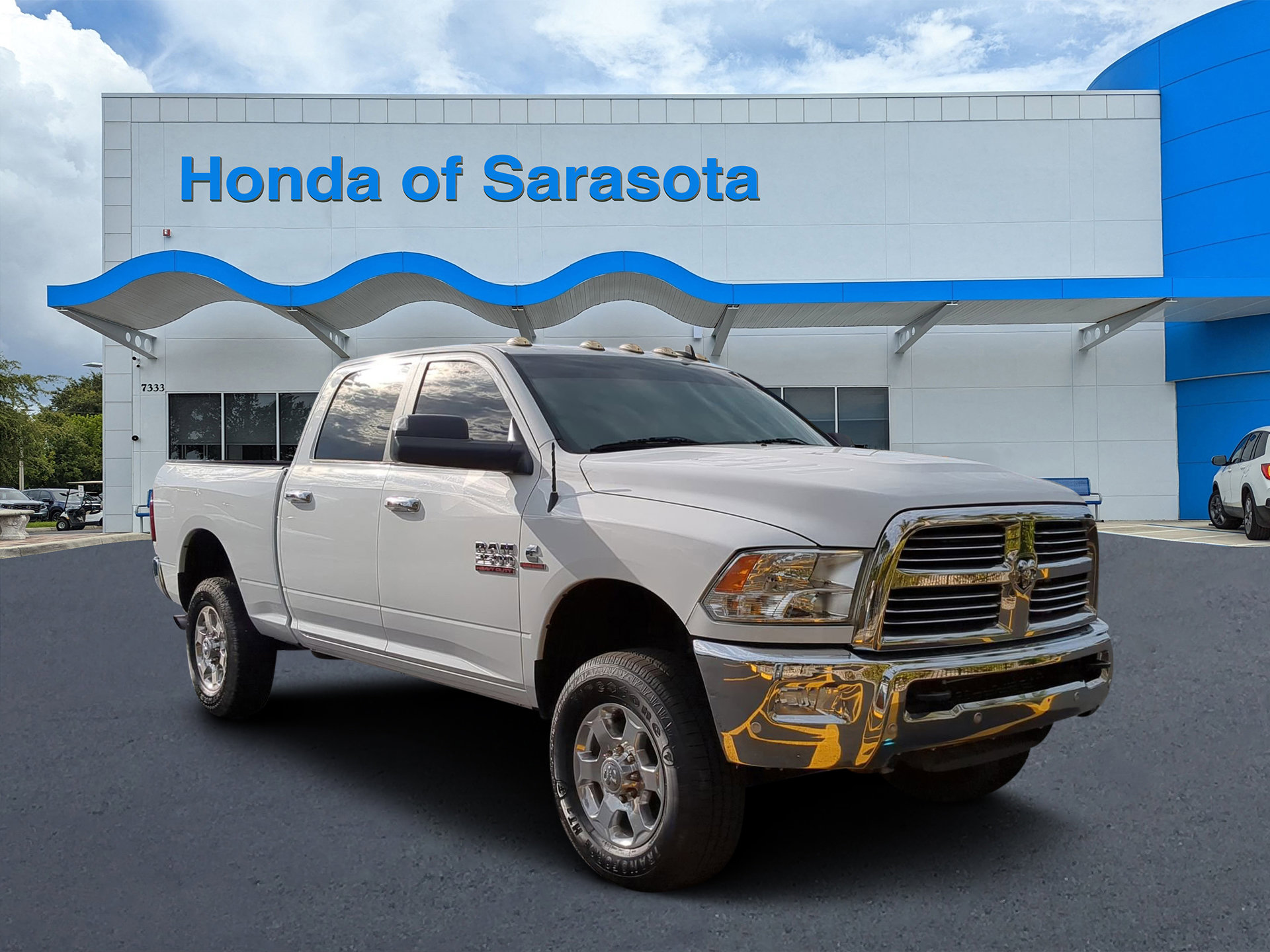 Used 2018 RAM 2500 Big Horn image 1