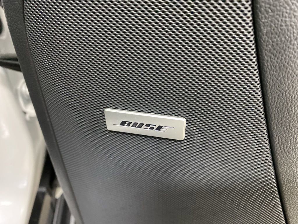 Used 2021 GMC Yukon Denali w/ Denali Premium Package image 13