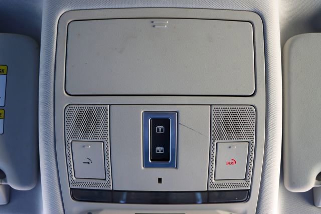 Used 2020 Land Rover Discovery Sport S image 40