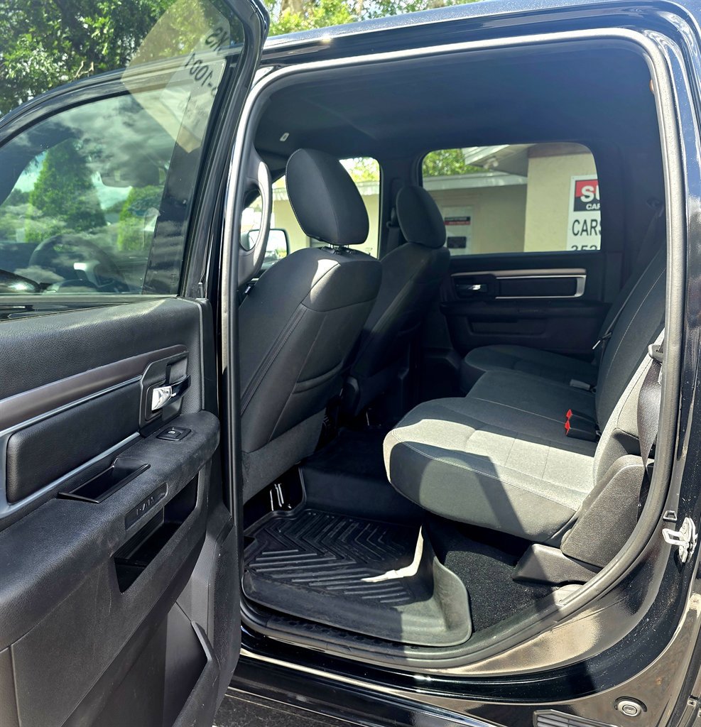 Used 2022 RAM 1500 Classic Warlock w/ Electronics Group AWD/4WD image 29