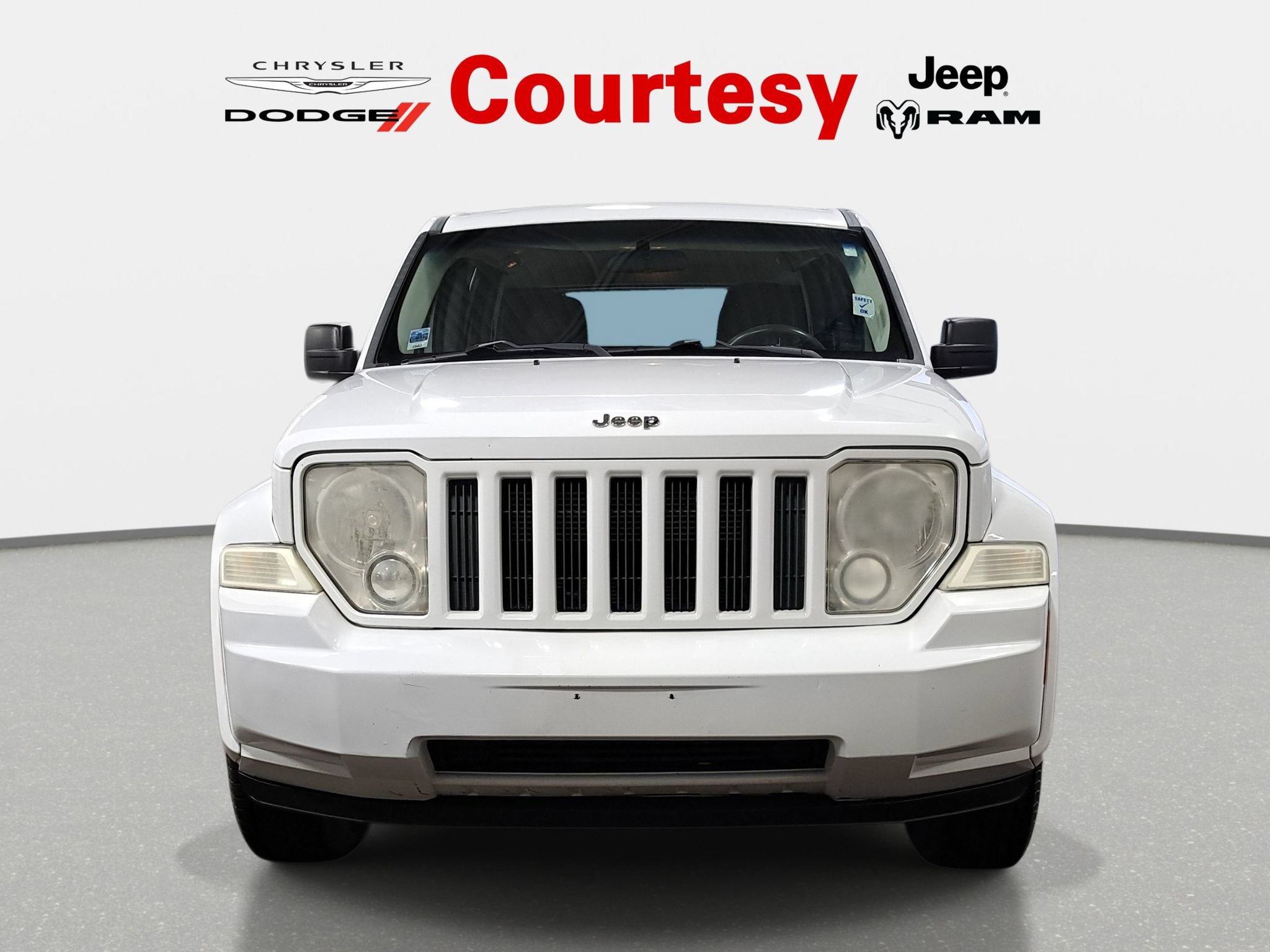 Used 2011 Jeep Liberty Sport AWD/4WD image 8