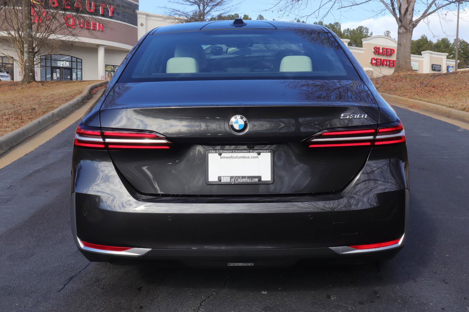 Used 2025 BMW 530i w/ Executive Package image 7