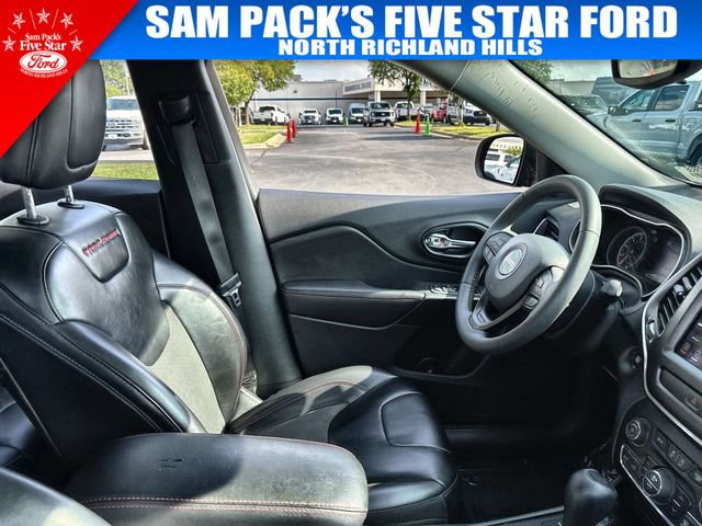 Used 2022 Jeep Cherokee Trailhawk image 18