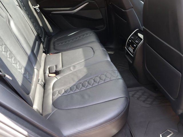 Used 2021 BMW X5 M w/ Executive Package AWD/4WD image 25