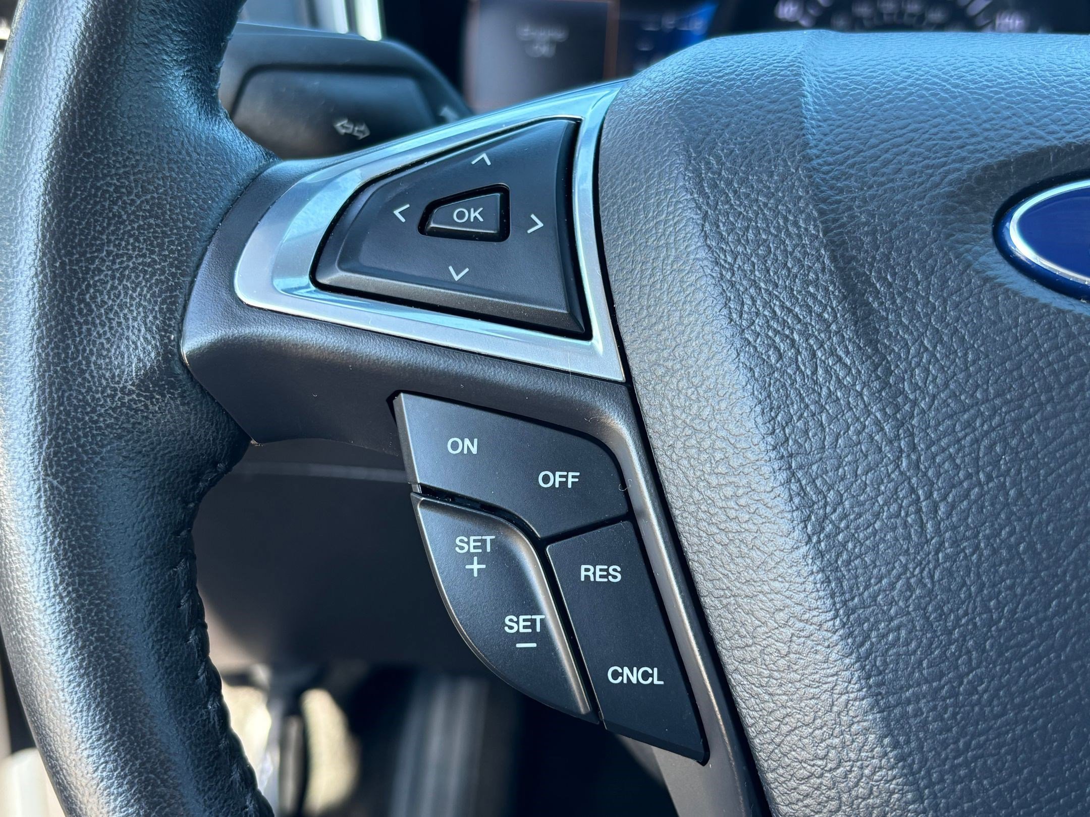 Used 2016 Ford Fusion SE image 17