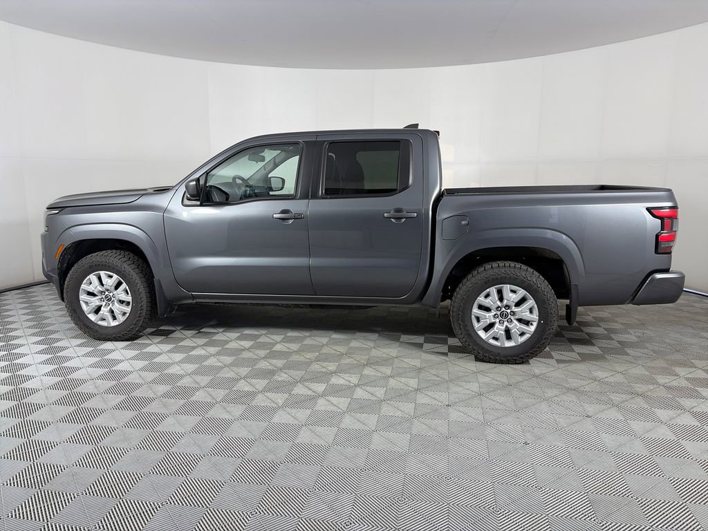 Used 2022 Nissan Frontier SV image 4