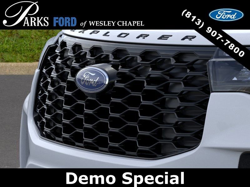 New 2026 Ford Explorer ST-Line w/ Premium Package RWD image 17