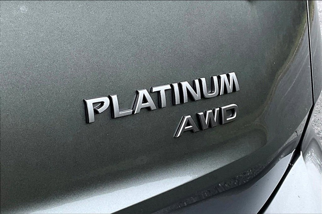 New 2026 Nissan Rogue Platinum image 8