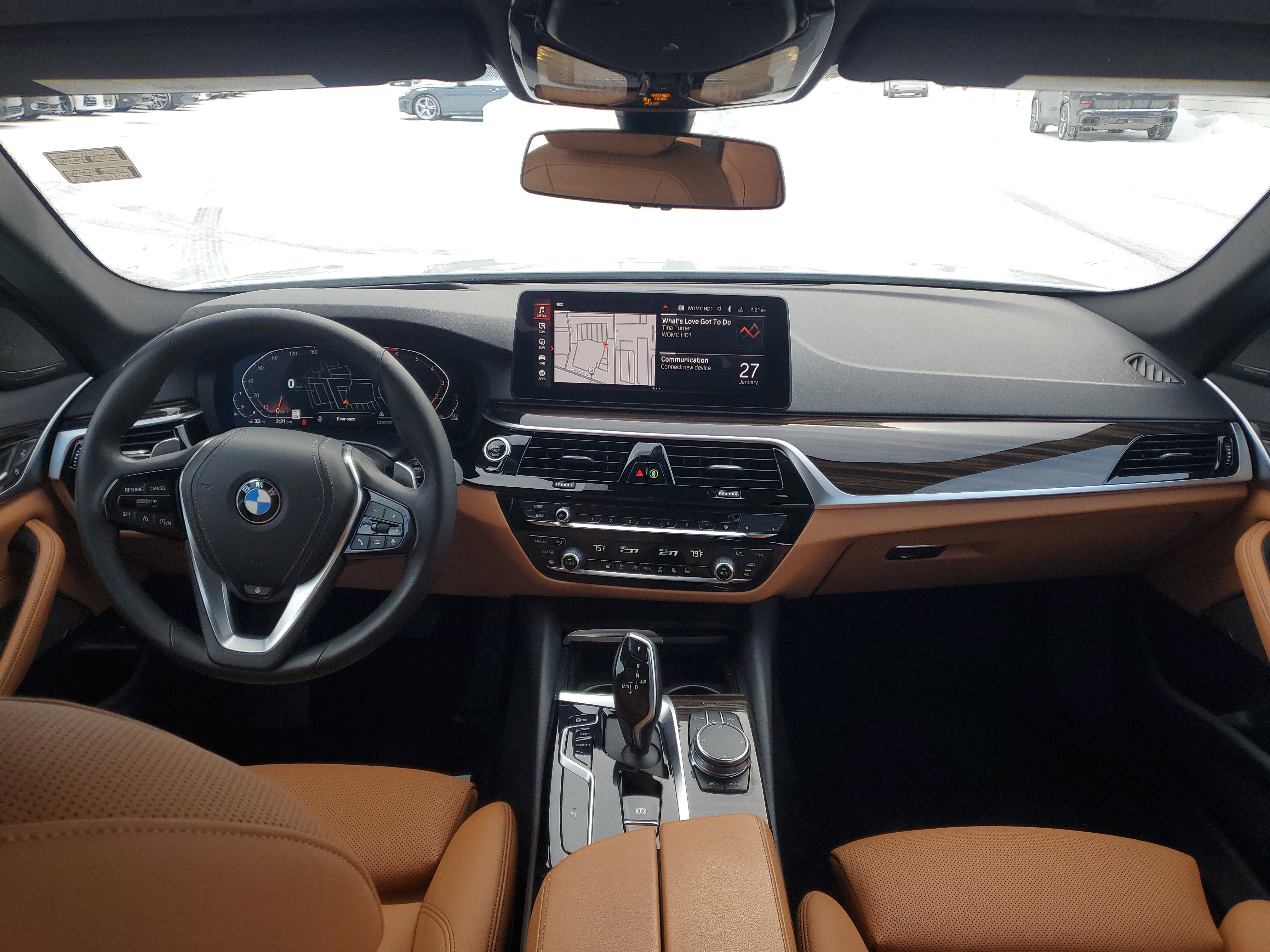 Used 2023 BMW 530i xDrive 530i xDrive w/ Premium Package image 23