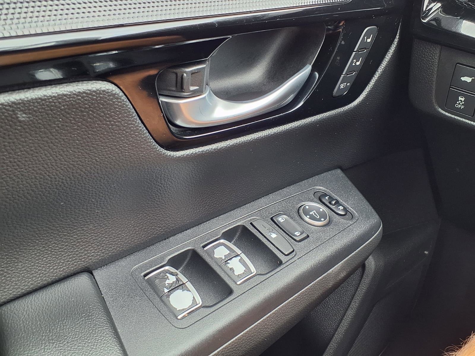 Certified 2023 Honda CR-V Sport Touring image 11