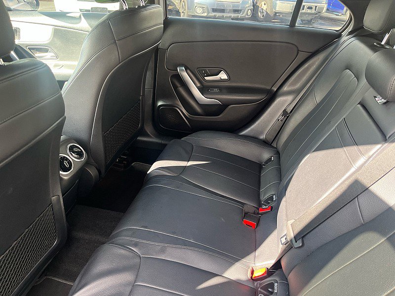 Used 2019 Mercedes-Benz A 220 w/ Premium Package image 18