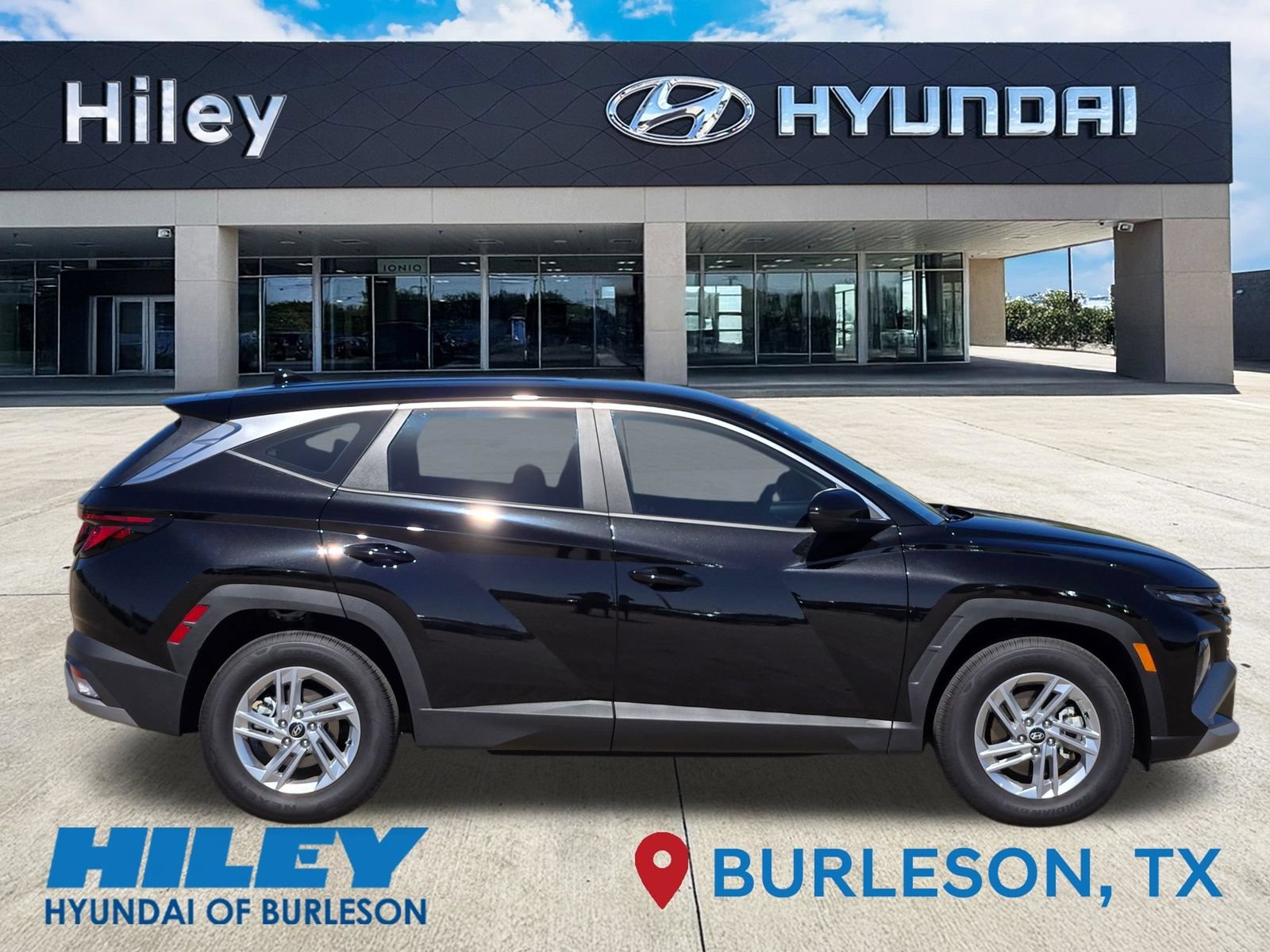 Certified 2026 Hyundai Tucson SE FWD image 3