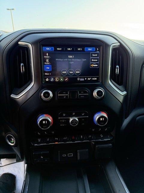 Used 2021 GMC Sierra 2500 AT4 w/ AT4 Premium Plus Package image 12