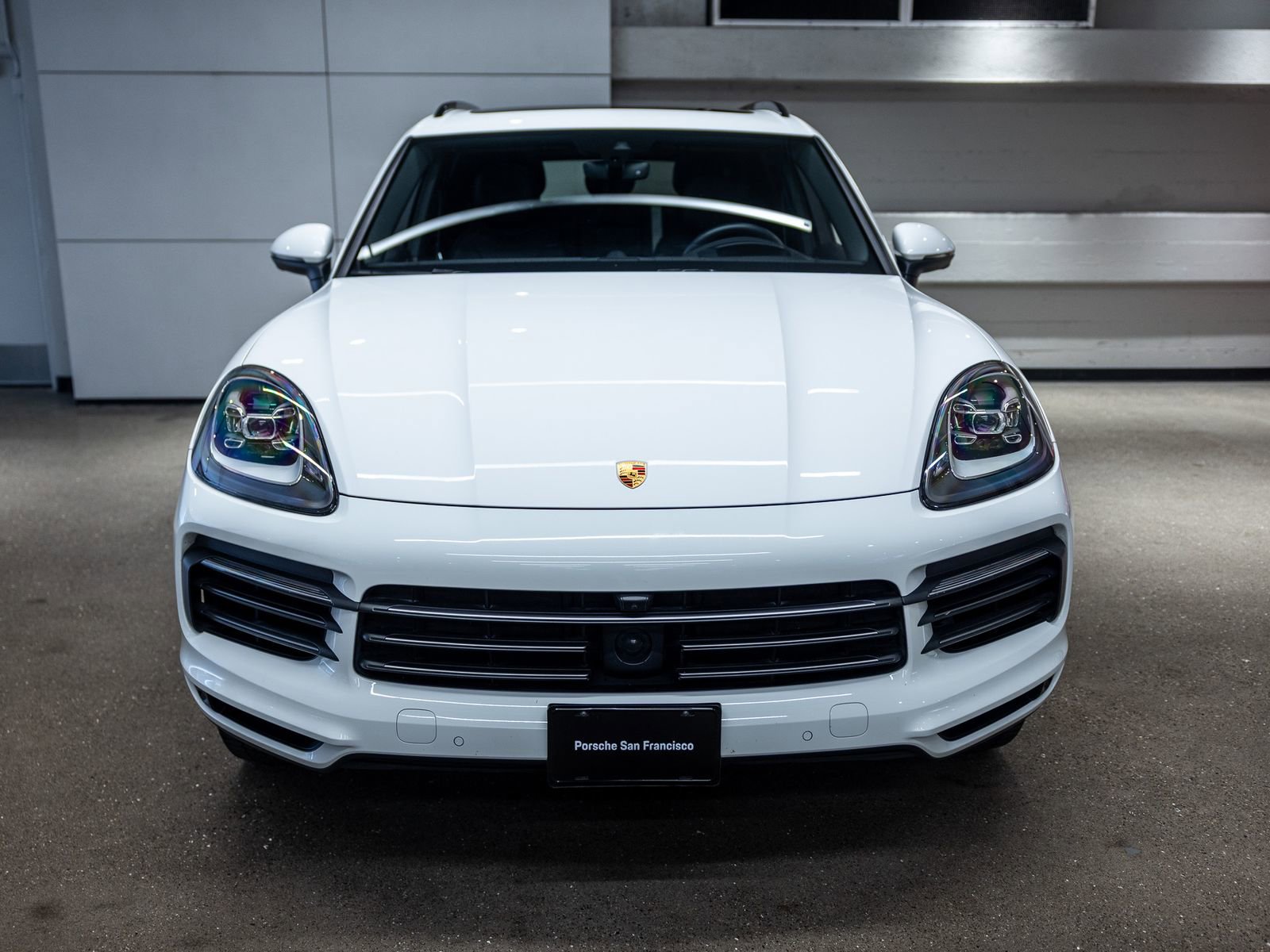 Certified 2023 Porsche Cayenne Platinum Edition image 12