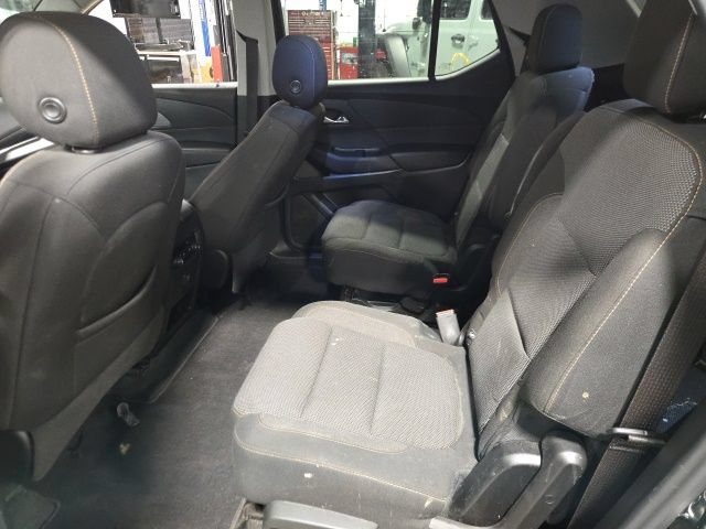 Used 2021 Chevrolet Traverse LT FWD image 12