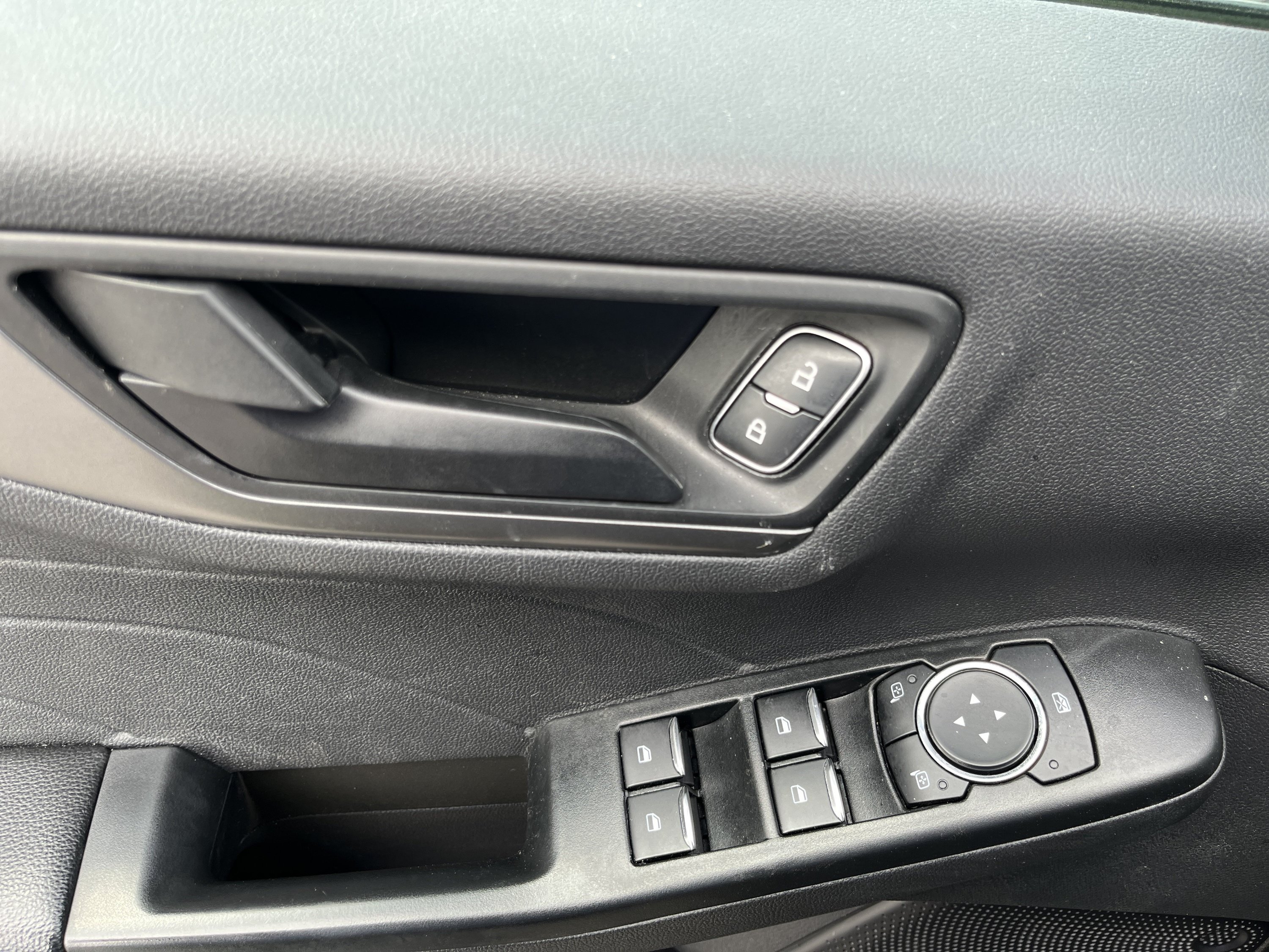 Used 2024 Ford Escape Active AWD/4WD image 18