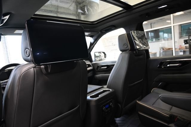New 2026 Chevrolet Suburban Premier AWD/4WD image 21