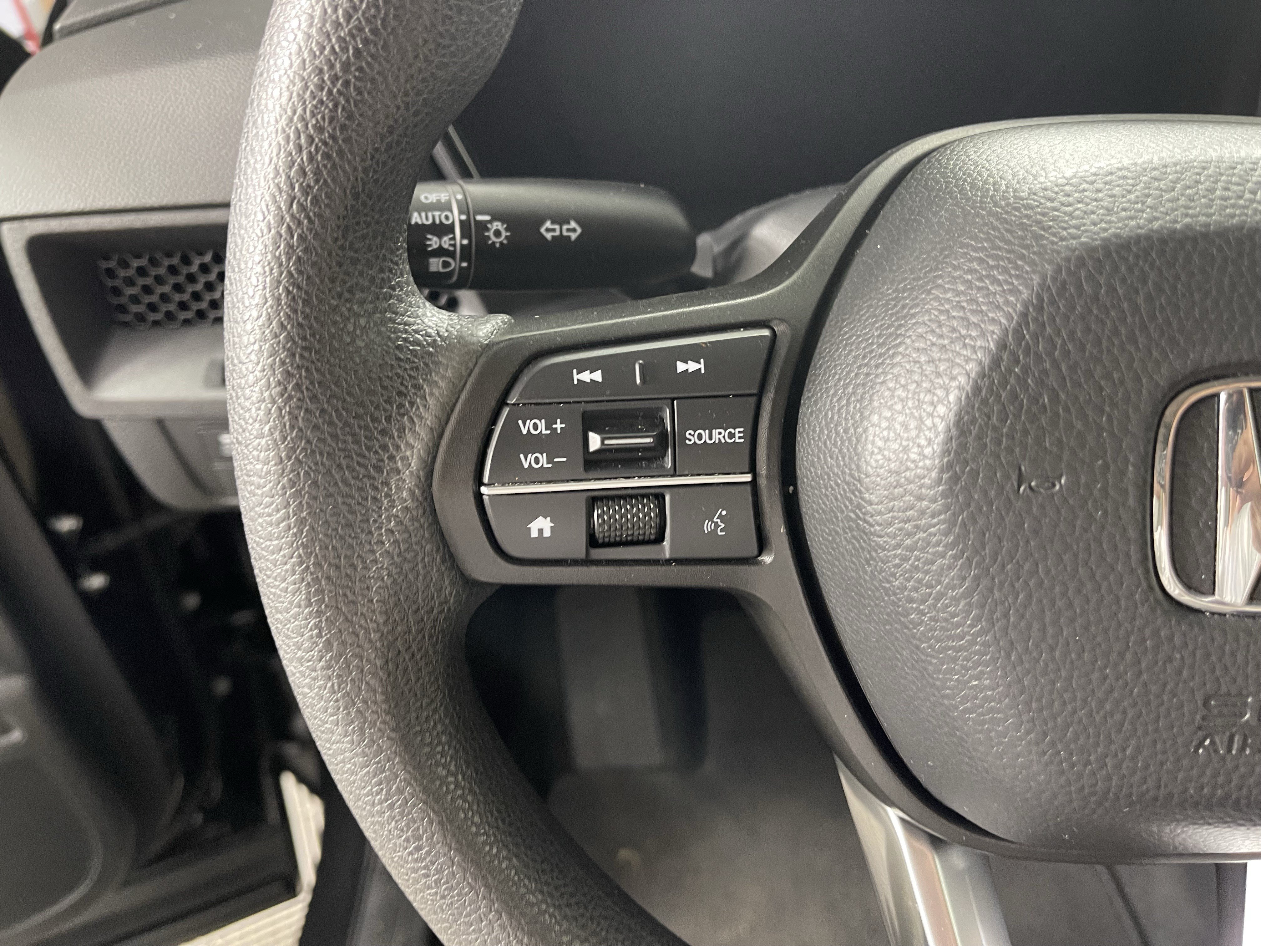 Used 2023 Honda CR-V EX image 19