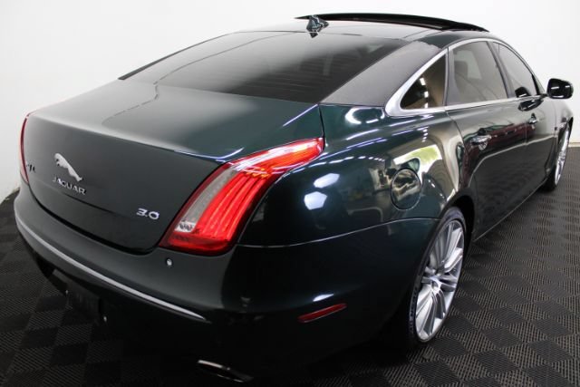 Used 2015 Jaguar XJ L Portfolio RWD image 7