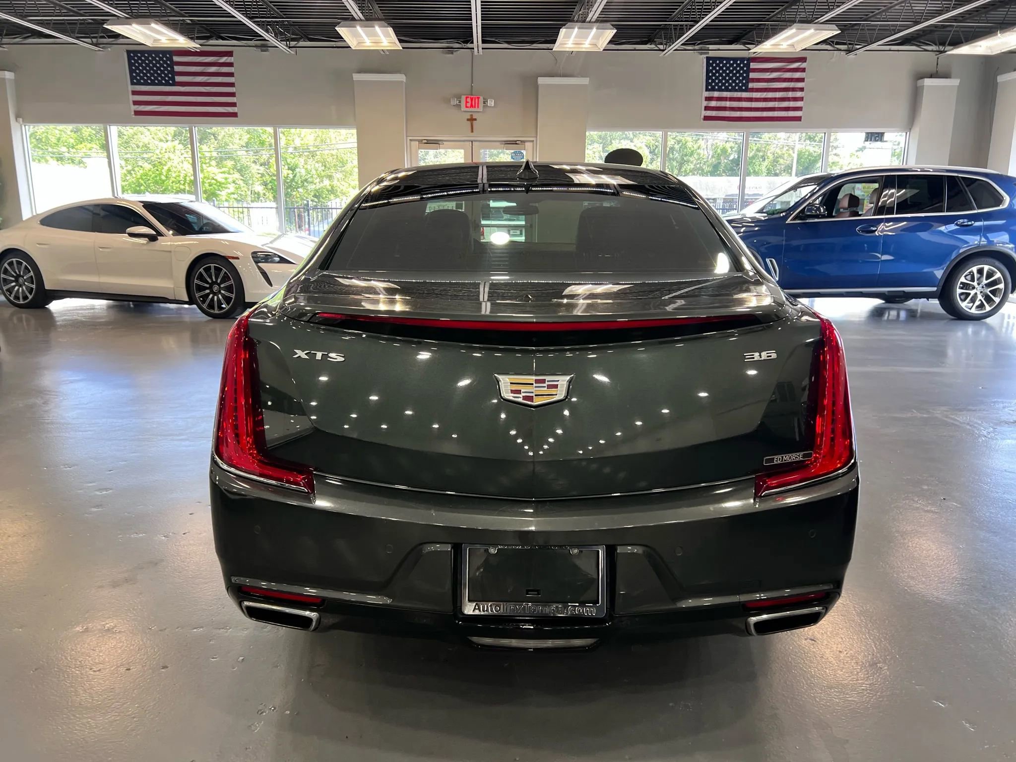 Used 2019 Cadillac XTS Luxury image 6